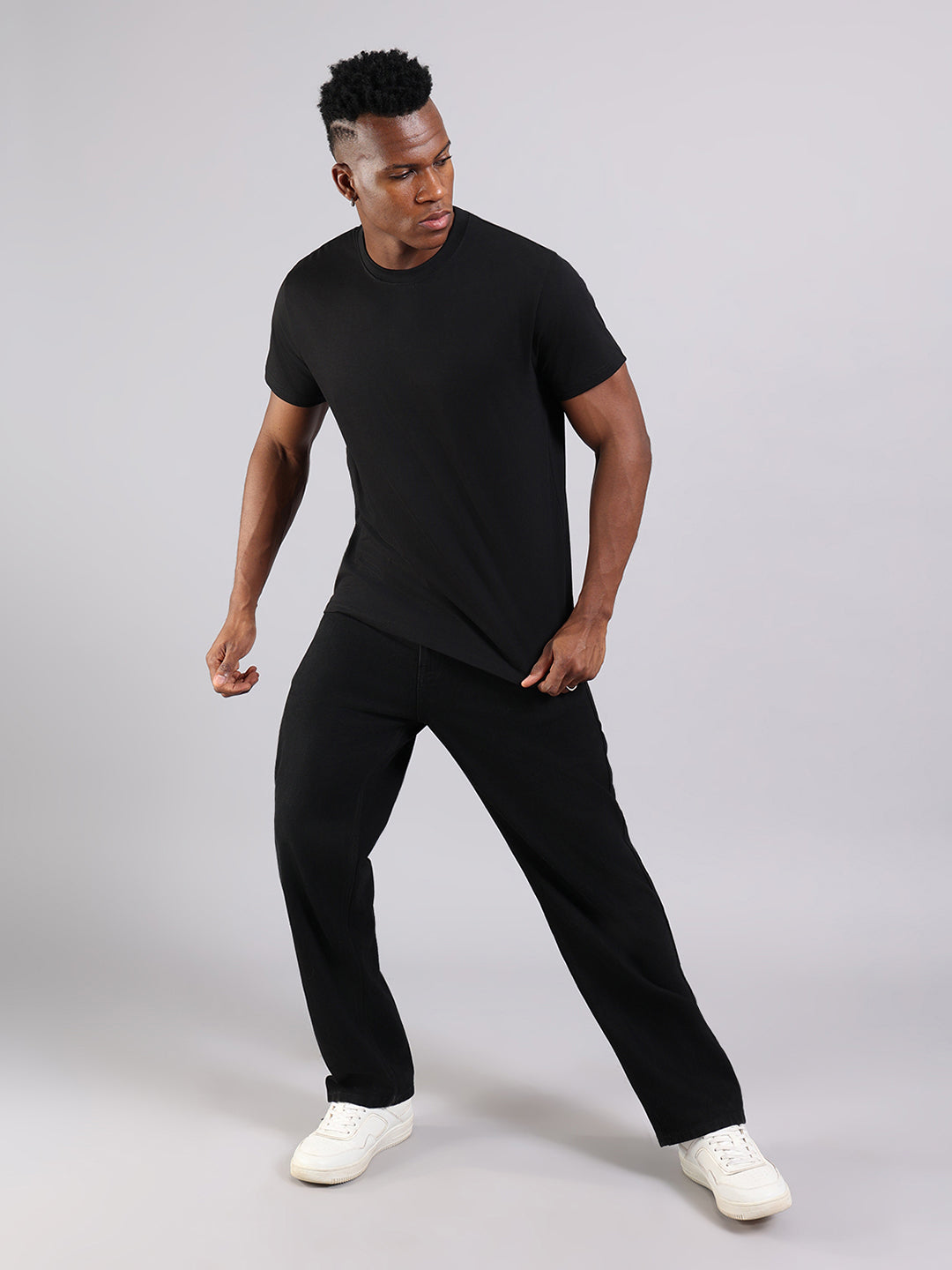 Essential Black Regular Fit T-Shirt