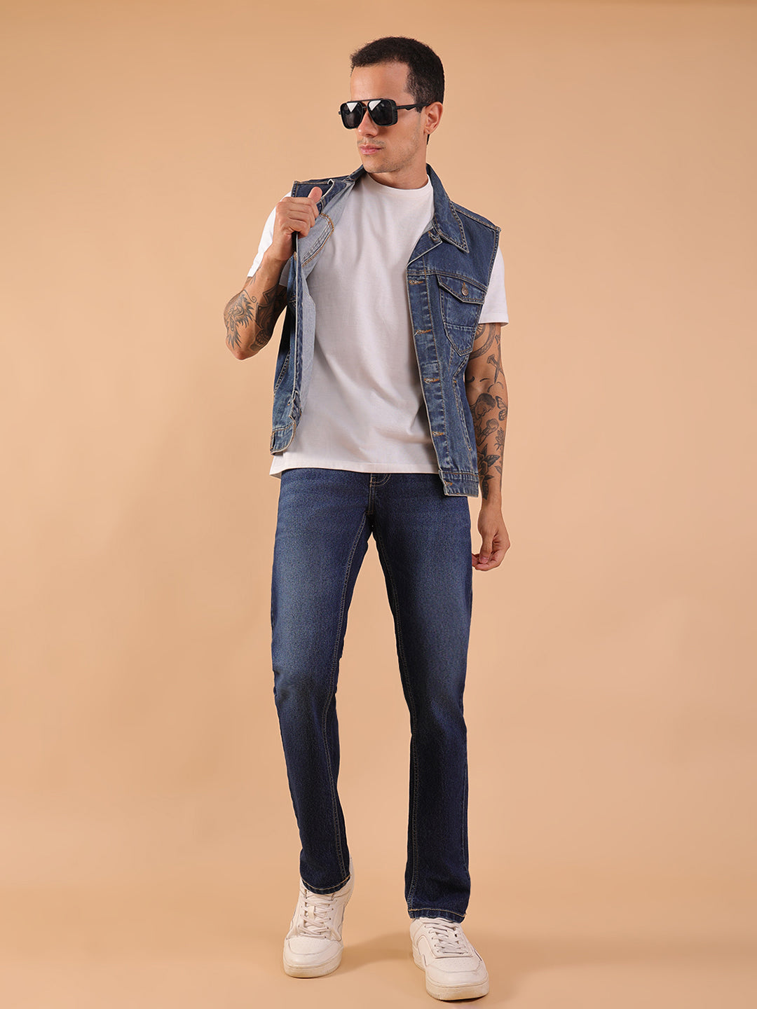 Man's Regular Fit Jeans - Washed Blue