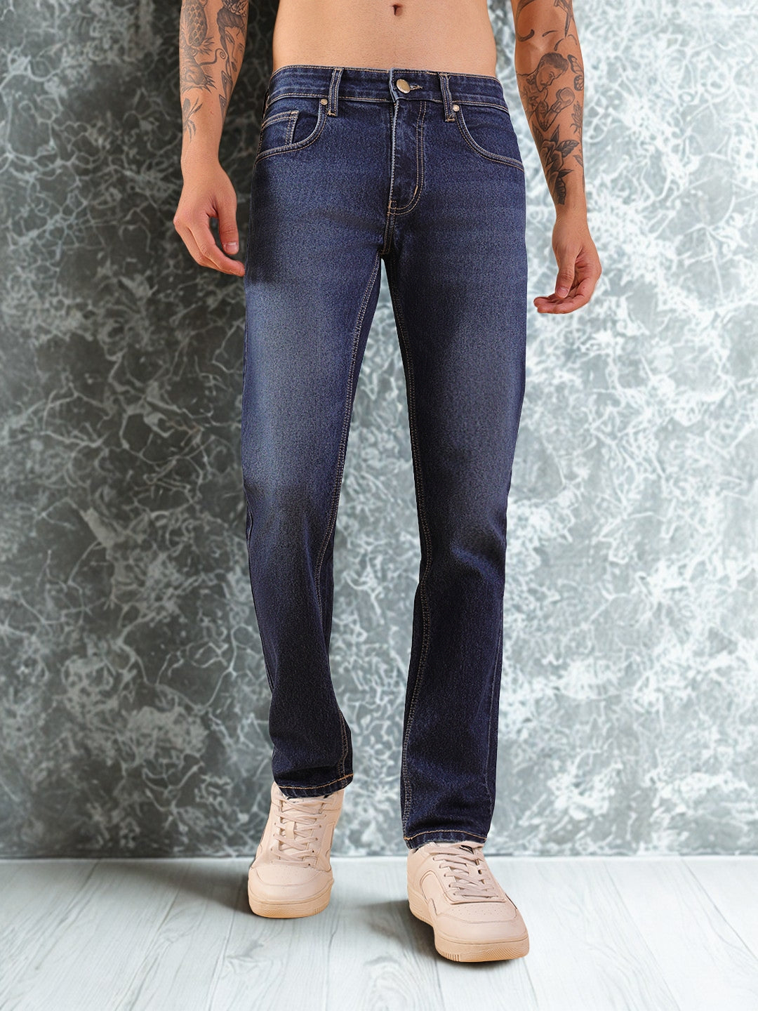Man's Regular Fit Jeans - Washed Blue
